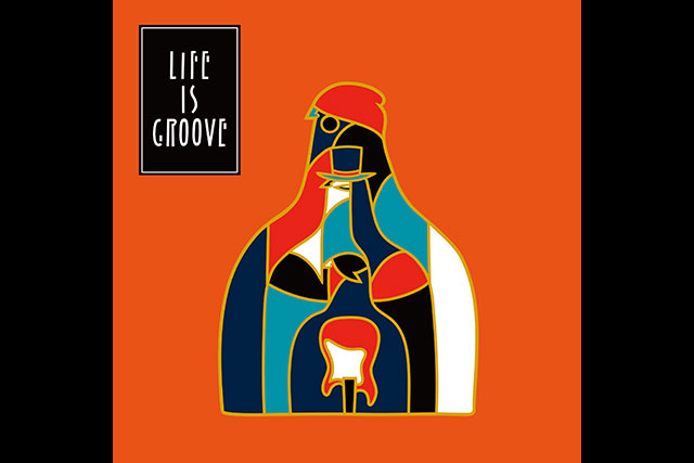 LIFE IS GROOVE